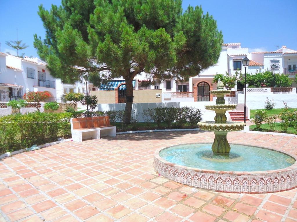 Peperent Casa Pino Nerja Exterior foto